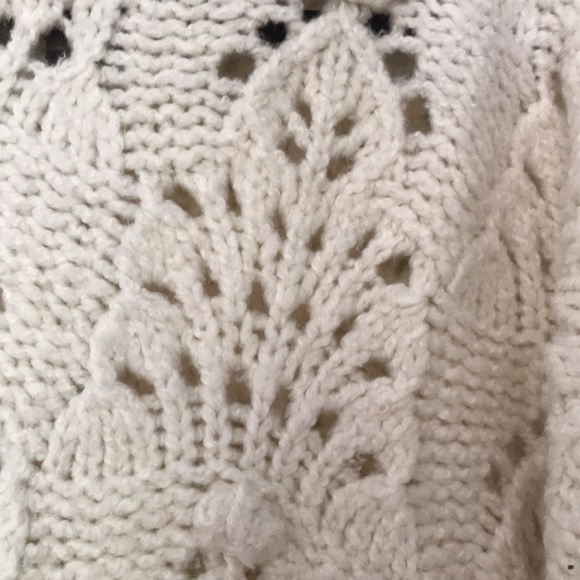 Cream knit sweater - Picture 3 of 3